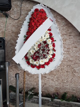 Kırmızı Beyaz Model Sepet, Kütahya çiçekçi