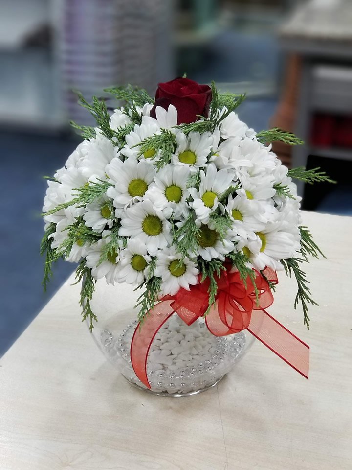 Cam Fanusta Papatya ve Gül - Kütahya Çiçek Siparişi