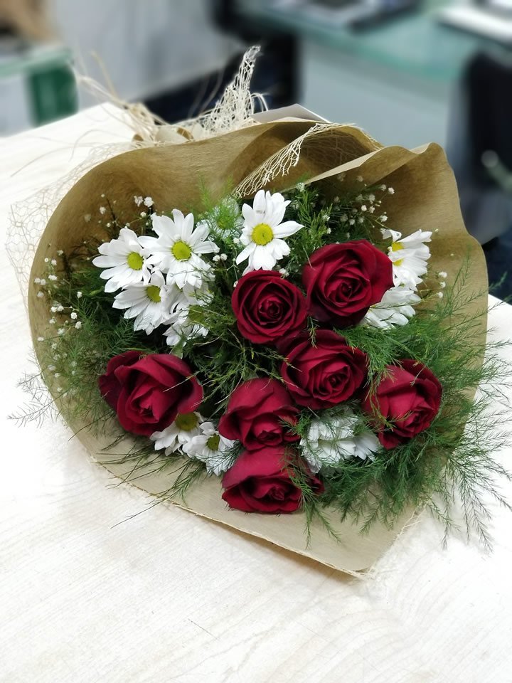 7 Gül ve Papatyalar - Kütahya çiçek siparişi