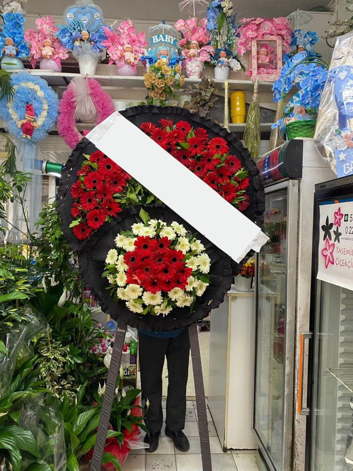 Kırmızı ve Beyaz Cenaze Çelengi, Kütahya çiçekçi