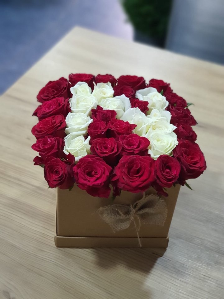 Kutuda Baş Harf - Kütahya çiçekçi