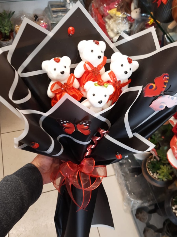 Küçük Ayıcık buketi 2 | Kütahya Nergiz Çiçekçilik